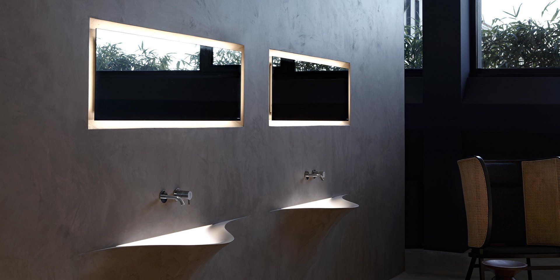 PERIPLO-镜子